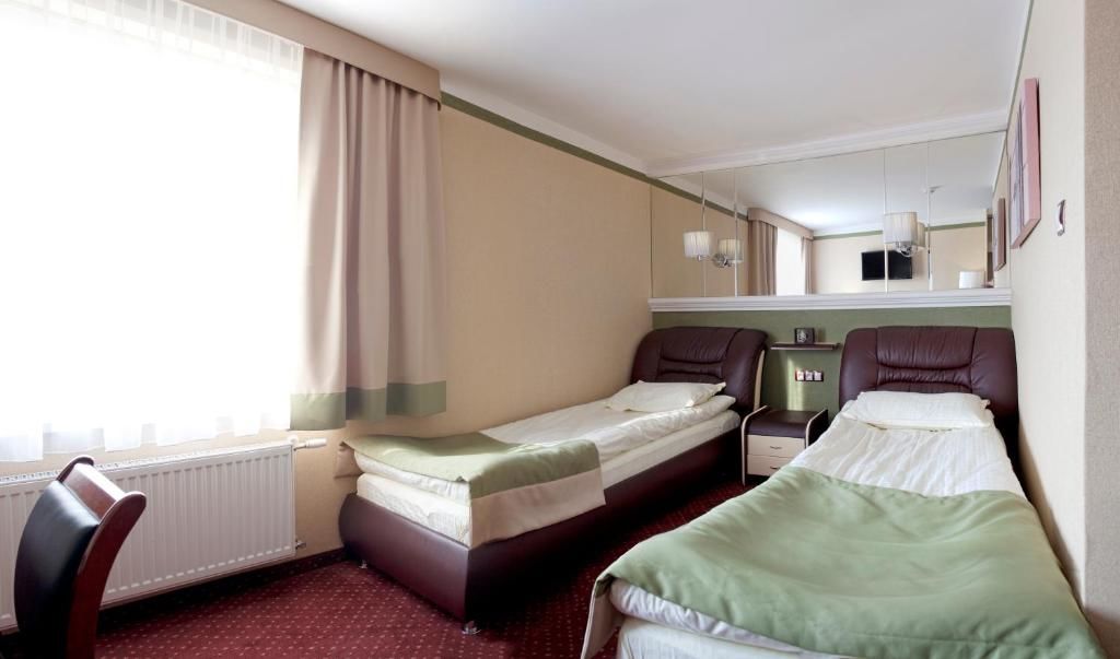 Отель M Hotel Sosnowiec Сосновец-50